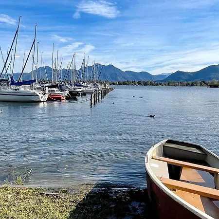 Chiemseenest Apartment *